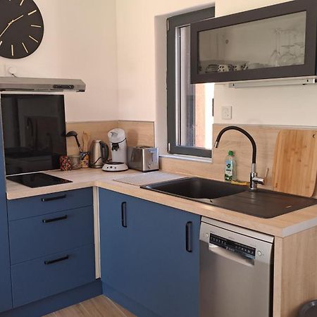 Logement Neuf A 2 Pas Du Lac La Bridoire Екстер'єр фото